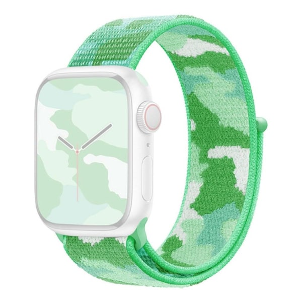 Generic Apple Watch Series 8 (41mm) Stealth Camouflage Nylon Strap Green