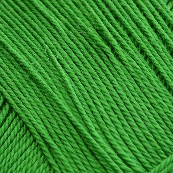 Merc. 12/3 Virkgarn 200 gr. på nystan Grön