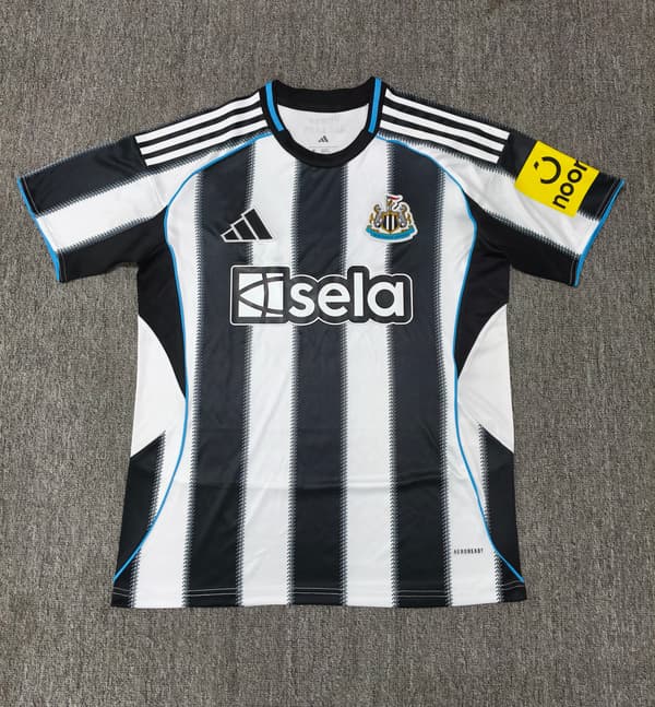 25-26 Newcastle Hjemmedrakt Fotball T-skjorte S-2XL