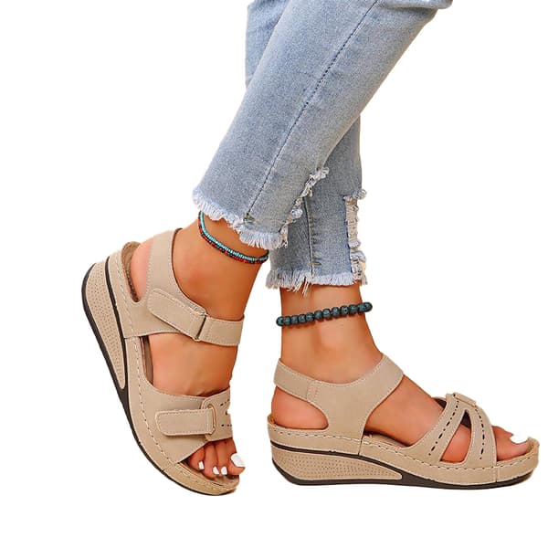 Ortopediske kile-sandaler for kvinner med åpen tå og ankelstropp beige 37