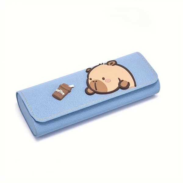 Søtt Capybara-design Faux Lear-brilleetui - Tegneserieinspirert mykt stoffinteriør, dimensjoner 16x6,6x3,4 cm