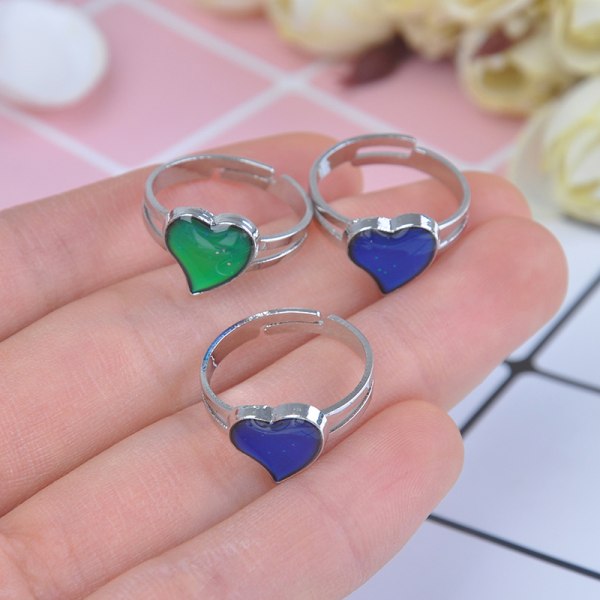 New Fashion Amazing Cute Children Ring Gift 100Pcs Change Color Turn Mood Rings 