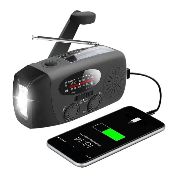 Dynamoradio med solcellelader, nødradio og powerbank med ladekabel