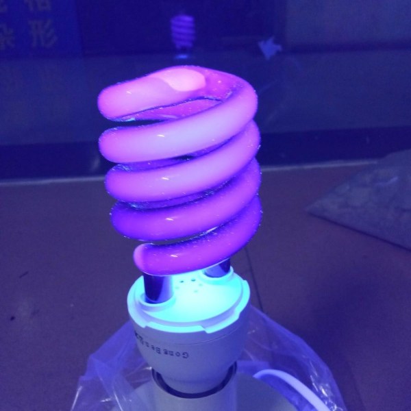 Köp Ultraviolett ljus energisparlampa, spiralkvarts fluorescerande lila  spiral/20w/e27 lila spiral/20w/e27 | Fyndiq