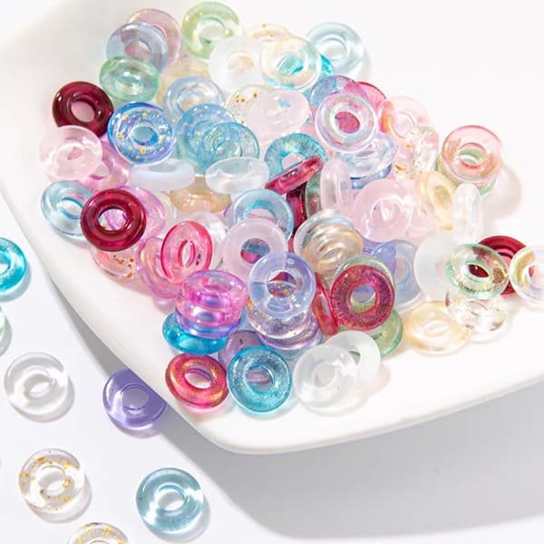 100 stk. fargerike Heishi-glassperler for smykkelaging, flate, runde, løse avstandsperler, krystallperler, sirkel-sjarm for øredobber, armbånd, halskj