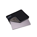 Pikkukuva 4 / 4: Case Logic 4905 Reflect MacBook Sleeve 14 REFMB-114 Black