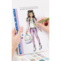 Pikkukuva 4 / 4: MAKE IT REAL Fashion design sketchbook "Digital dream"