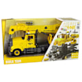 Miniatyrbilde 7 av 7: Crane Truck for Unscrewing and Twisting Yellow