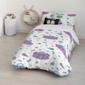 Miniatyrbillede 4 af 7: Play Fabrics Dynetæppe Med Knapper Universe Rick And Morty Til Seng 105 180x240 Cm