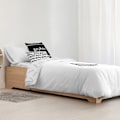 Miniatyrbillede 3 af 3: Play Fabrics Nordisk Pudebetræk Med Nordiske Hallow-knapper Til Seng 180x240 Cm