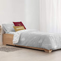 Miniatyrbillede 6 af 6: Play Fabrics Nordisk Pudebetræk Med Harry Potter-univers-knapper Til Seng 80x200 Cm