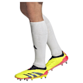Pikkukuva 10 / 10: Adidas Jalkapallokengät Predator Elite Laceless Sg  EU 40 2/3