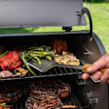 Pikkukuva 4 / 4: Traeger Grillilastalla Ruskea