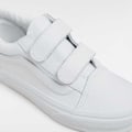 Miniatyrbild 4 av 4: Vans Old Skool V Barnskor Vit EU 32 1/2 Pojke