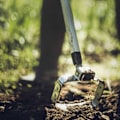 Pikkukuva 2 / 2: Fiskars Push-pull Rikkakasvikone Xact Hopeinen
