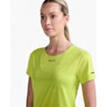 Miniatyrbillede 3 af 7: 2xu Kortærmet T-shirt Light Speed Tech Gul M Kvinde