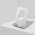 Miniatyrbild 5 av 5: Elegant silverfärgat stativ i aluminium | Hopfällbart mobil- & surfplattestativ | Justerbart för livestream, studier & videoinspelning