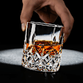 Miniatyrbillede 3 af 5: Whiskyglas med diamantslibning