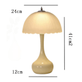 Miniatyrbild 5 av 5: Bordslampa för sovrum, sänglampa, lyxig, exklusiv atmosfär, krämfärgad nattlampa