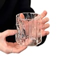 Miniatyrbillede 1 af 5: Fantastisk fold-æstetik! Gennemsigtigt glaskrus åbner nye udsigter til drinks