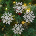 Pikkukuva 2 / 5: Erä 12-10 cm riippuvia koristeita lumihiutaleella -… (Rose