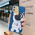 Miniatyrbilde 2 av 5: Søt iPhone 14-deksel, kult tegneserie-astronaut romstilig design