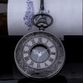 Miniatyrbillede 3 af 5: Lommeur i kvarts med kæde og vintage romertal