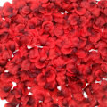 Miniatyrbilde 1 av 4: Røde silke roseblader bryllupsblomster ornament (500g)