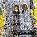 Pikkukuva 4 / 5: Elf Out the Door Tree Hugger, Polyresin Garden Gnome Statue,Whims