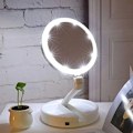 Miniatyrbillede 1 af 5: Bærbar sammenklappelig 1x/10x forstørrende LED-belyst dobbeltsidet makeup