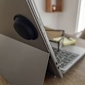 Pikkukuva 2 / 6: Silikoni 4X itseliimautuva pidike Apple AirTagille, kameraan, pyörään, droneen