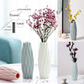 Miniatyrbillede 2 af 5: 3-pak Elegant Design Plastvase - Moderne Dekorativ Plastvase til Indendørs Soveværelse Stue Altan Bryllup Bord Køkken Kontor