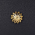 Miniatyrbillede 3 af 4: 100 stk. 16 mm hule blomsterperlehætter til smykkefremstilling, guld