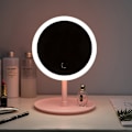 Miniatyrbilde 1 av 6: Sminkespeil med LED-lys