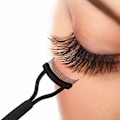 Miniatyrbilde 5 av 5: 2-pakks øyenvippekam Makeup Mascara Separator Metalltenner Eyelashes Definer med deksel for kvinner Mascara