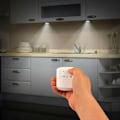 Miniatyrbilde 2 av 5: 3-pakning selvklebende LED-spotlight med fjernkontroll 1-pakning