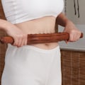 Pikkukuva 5 / 6: Gua Sha -puinen kaavin työkalu puuterapia raapimiseen lymfaattinen viemäröinti hierontalaite, kaksinkertainen rivi 20 helmen pistehoito Gua Sha -työkalu
