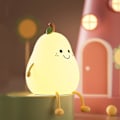 Miniatyrbillede 2 af 3: Led Pære Frugt Natlys USB Genopladelig Dæmpning Touch Silikone Bordlampe Pear 1pc