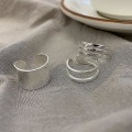 Miniatyrbild 2 av 4: S925 Sterling Silver Ringar För Kvinnor Koreanska Circular Ring Multilayer Wide Face Ring Smycken