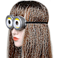 Pikkukuva 2 / 3: Itse Ilkimys Minion-asuun sopivat lasit