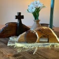 Miniatyrbillede 2 af 5: Den tomme grav påskescene og korsdekoration, Jesus-graven påskebakkepakkesæt, træpåske-Jesus-skiltet bakkedekorationer