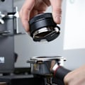 Miniatyrbillede 2 af 6: 51/53/58mm Kaffe Tamper 3 Vinklede Hældninger Håndflade Tamper Kaffe Fordeler Espresso Distributionsværktøj Kaffe Tilbehør 53mm