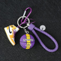 Miniatyrbilde 2 av 4: Klassisk 2022 1:6 Realistisk Min 3D Jordan Basketball Nøkkelring Med Mini Sko, Gul, 5cm
