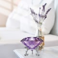 Miniatyrbilde 5 av 5: Stor Krystalldiamant Papirvekt Med Stativ Smykker Bryllupsdekorasjoner Midtpunkter Hjemmedekor 3.15 Tommer (lilla)