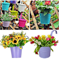 Miniatyrbilde 5 av 5: Sett med 10 metall blomsterpotter for oppheng med dreneringshull, avtakbar krok, assorterte farger 10x10x7cm Flerfarget