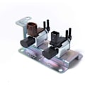 Pikkukuva 1 / 5: Imusarjan alipaineen solenoidiventtiili Mazda 3 5 6 Cx-7 K5t81777 4m5g-9a500 (väri: 1 kpl)