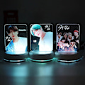 Miniatyrbillede 3 af 4: Kpop Stray Kids Natlampe Felix Bangchan Hyunjin Farverig Akryl Led Natbordslampe