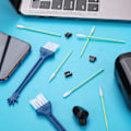 Pikkukuva 7 / 7: Matkapuhelimen puhdistussarja, 17-osainen sarja, USB-C matkapuhelimen portin puhdistusharjasarja, metallinen pölysuoja matkapuhelimen kaiuttimen puhdistusharja (musta)