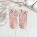 Miniatyrbillede 5 af 5: 10 par broderede tegneseriestrømper Casual sjove bådstrømper Ankel lavt udskårne sokker