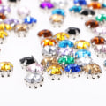 Pikkukuva 5 / 5: 4x100 kpl Ompele Diamante Crystals Akryyli tekojalokivikoriste 8mm